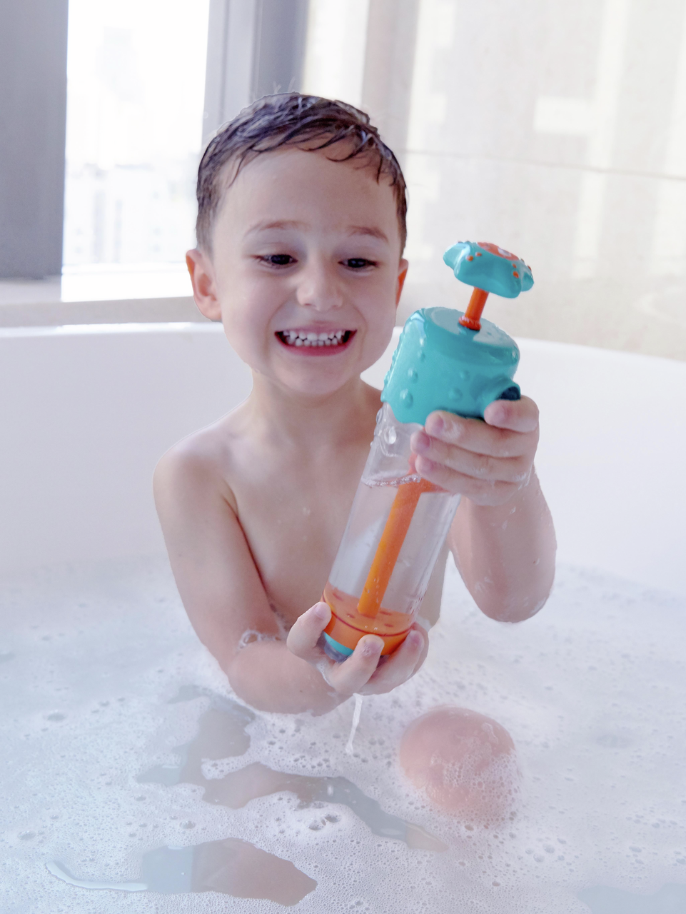 Fröhliche Badepumpe 