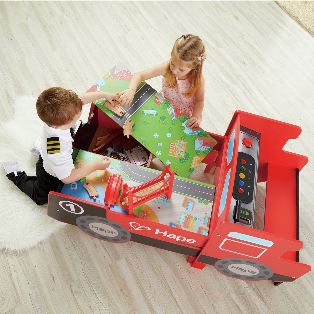 Aufklappbarer Eisenbahntisch