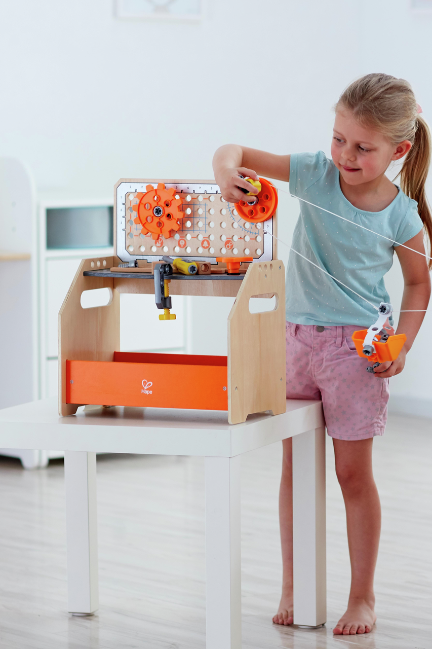 Tüftler-Arbeitstisch