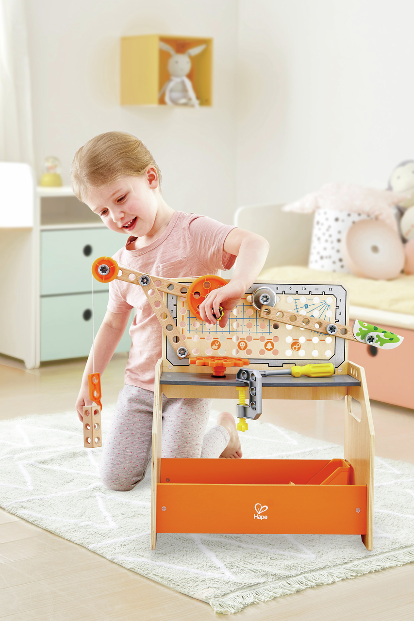 Tüftler-Arbeitstisch